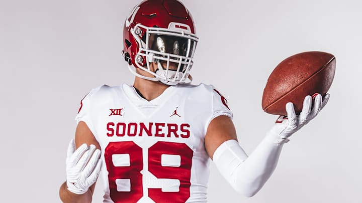 Oklahoma Freshmen: Getting a Jump on College Football — TE Jason Llewellyn