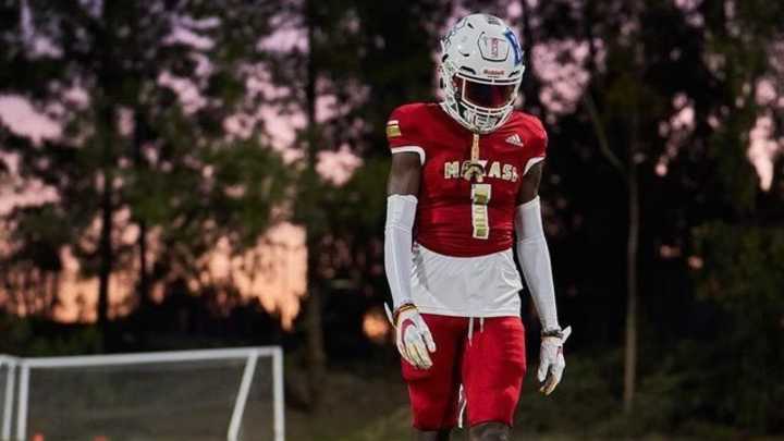 2022 Cornerback Jahlil Florence Commits to Oregon Ducks Over USC Trojans 2022 Cornerback Jahlil Florence Commits to Oregon Ducks Over USC Trojans