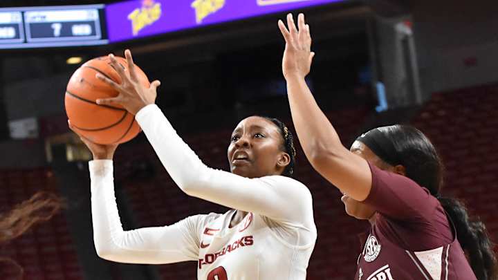 Razorbacks Answer Challenge of Neighbors' Short Rotation