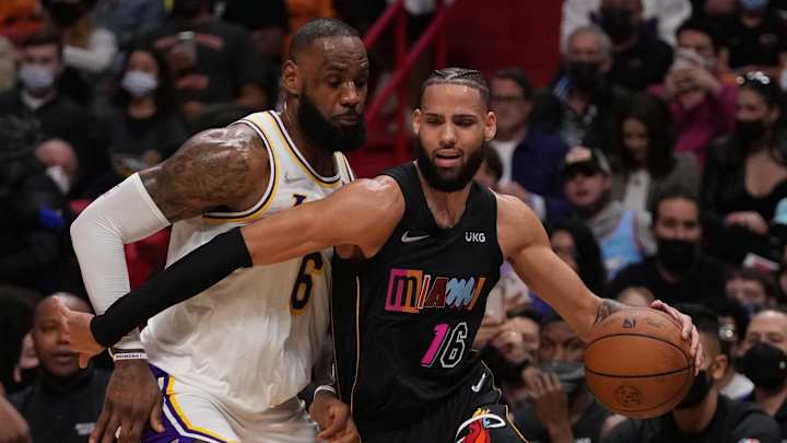 Miami Heat Also Grab No. 1 Spot in Eastern Conference After Lakers Win Miami Heat Also Grab No. 1 Spot in Eastern Conference After Lakers Win