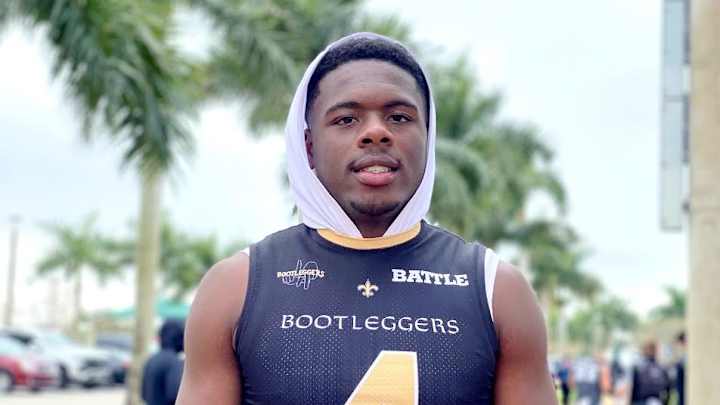 Manning at Texas, Conerly at USC, Overton at A&M Headline Top Recruits Hitting the Road