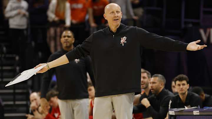 Louisville Reaches Separation Agreement with Chris Mack Louisville Reaches Separation Agreement with Chris Mack