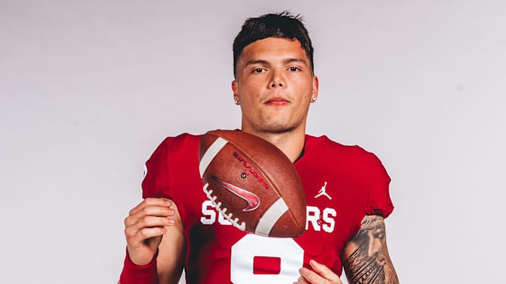 Oklahoma QB Dillon Gabriel's 'DimeTime Retreat' Was About 'Doing it Together' Oklahoma QB Dillon Gabriel's 'DimeTime Retreat' Was About 'Doing it Together'