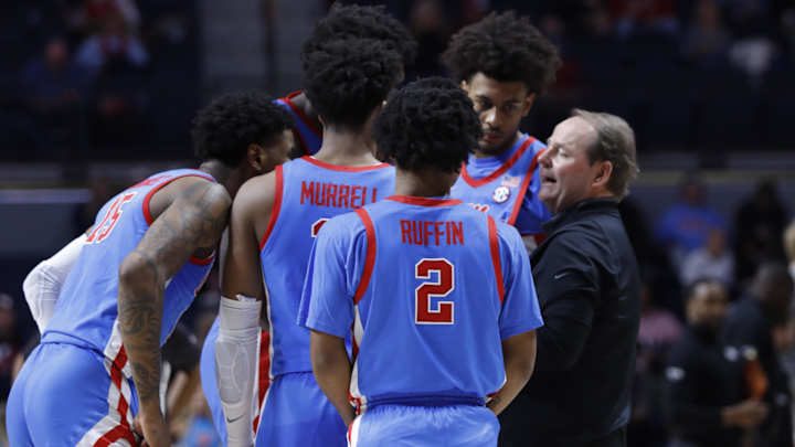 LIVE UPDATES: Ole Miss Rebels vs. No. 21 Auburn Tigers