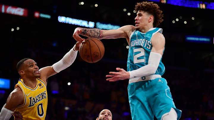 Spread & Over/Under Predictions for Hornets vs Lakers Spread & Over/Under Predictions for Hornets vs Lakers