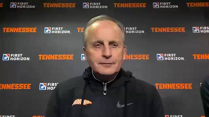 Watch: Rick Barnes Meets With Media Ahead of Battle of UTs on Saturday