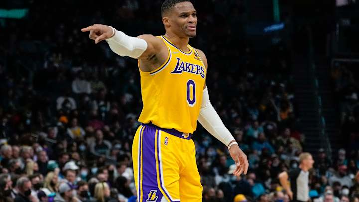Lakers: Russell Westbrook Was Focused On Bringing "the team together" in CHA Comeback