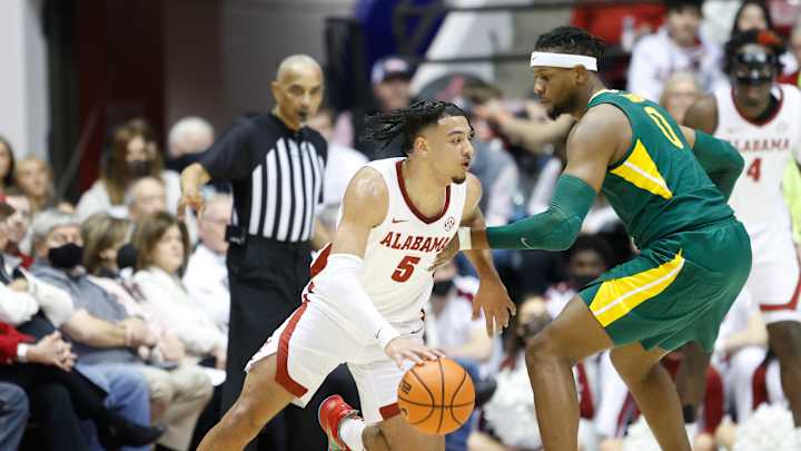 Jaden Shackelford is the BamaCentral Crimson Tide Athlete of the Week Jaden Shackelford is the BamaCentral Crimson Tide Athlete of the Week