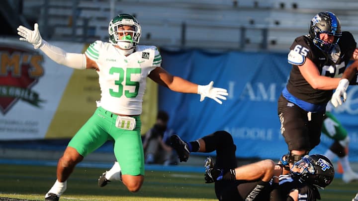 UCLA Football Offers Twin North Texas Edge Rushers Gabriel, Grayson Murphy