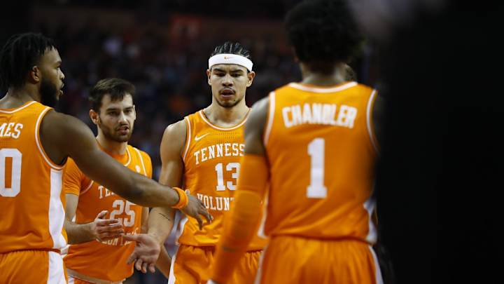 Just In: Tennessee Forward Nkamhoua Expected to Be Out for Season