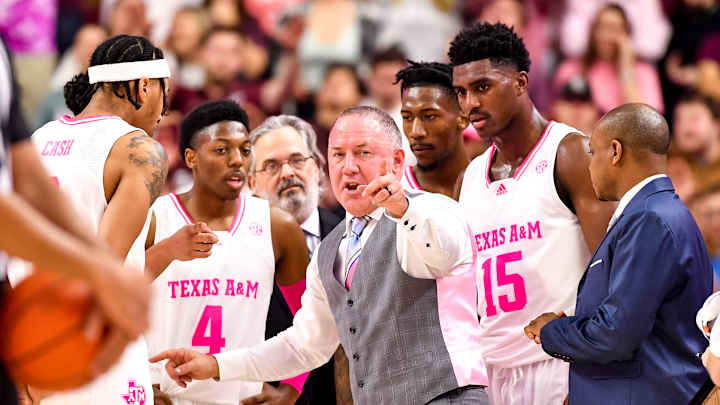 Aggies Aim to End Slide At No. 22 Tennessee