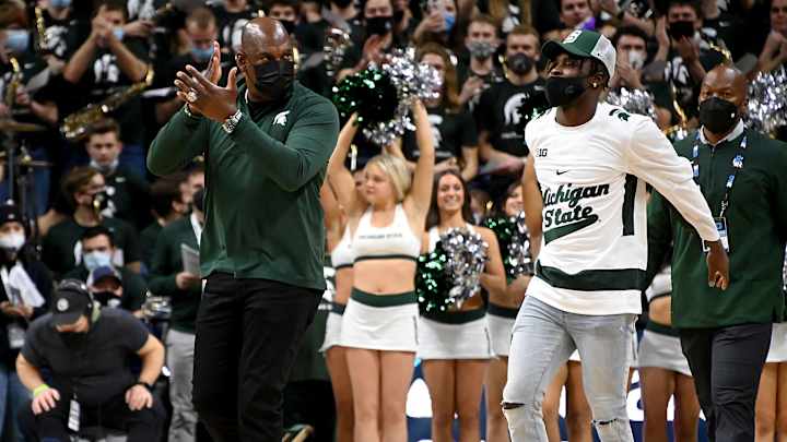 REPORT: Michigan State football adding to defensive coaching staff