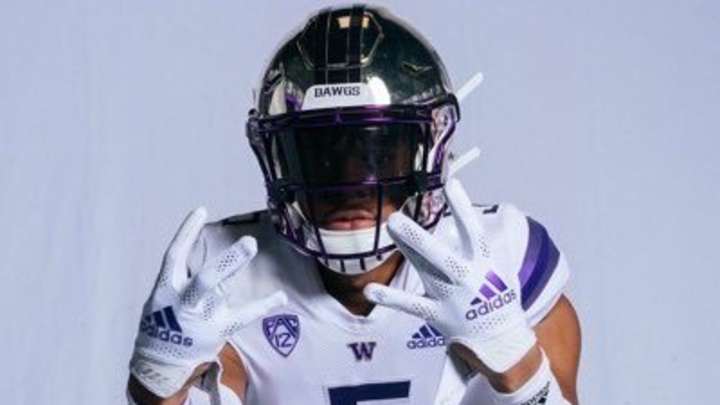 With Sign Date Near, Huskies Receive Commitment from Texas Safety
