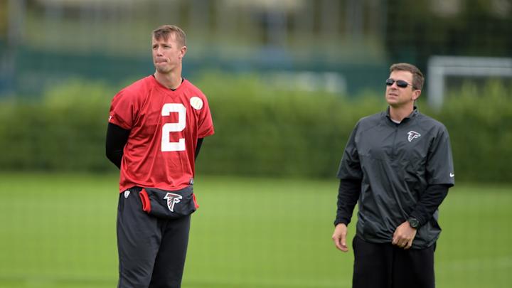 Newly-Hired OC Glenn Thomas Reinforces Pro-Style Approach