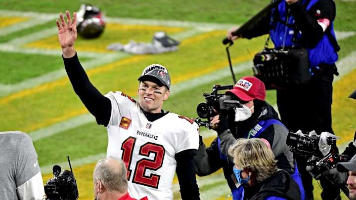 Brady Retires with 5-2 Record Against Packers