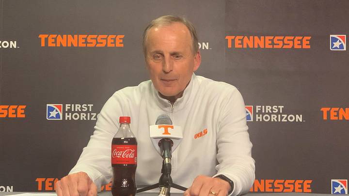 Watch: Tennessee HC Rick Barnes Talks Wire-to-Wire Win, Josiah-Jordan James' Big Night and More