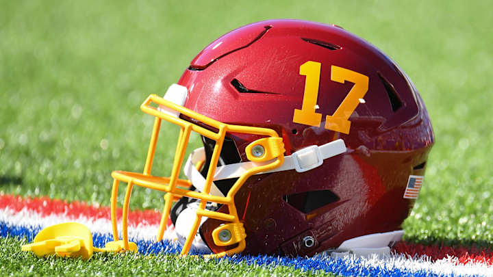 Washington Football Team Announces Name Change to Commanders