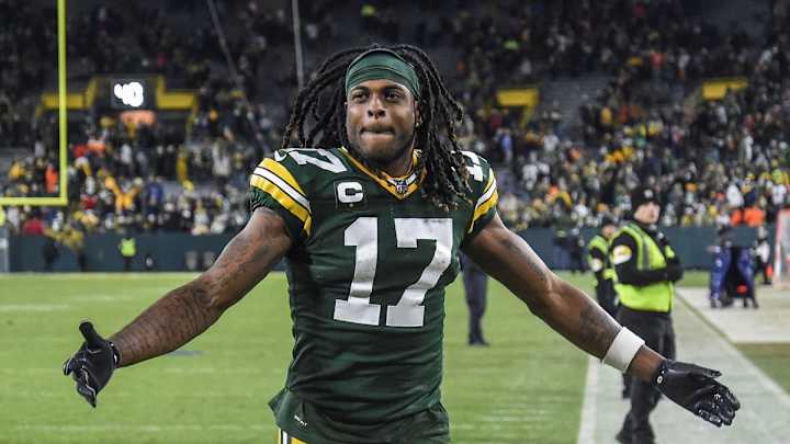 Adams Stars in ‘Rookie Mistake’ Commercial