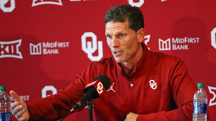WATCH: Oklahoma Coach Brent Venables Signing Day Zoom