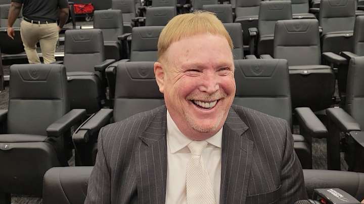 A Conversation with Raiders Owner Mark Davis, Trading (David) Carr