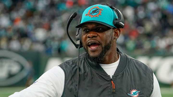 Giants Call Flores’s Allegations ‘Disturbing and Simply False’