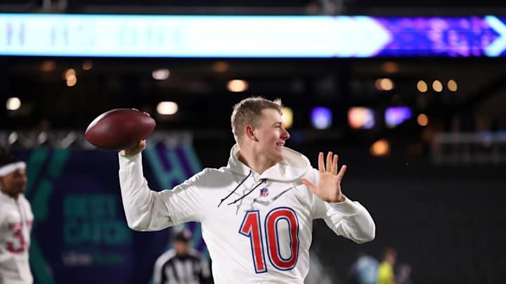 Mac Got Skills: Patriots QB Mac Jones Makes His Mark at Pro Bowl Weekend’s Skills Showdown Mac Got Skills: Patriots QB Mac Jones Makes His Mark at Pro Bowl Weekend’s Skills Showdown