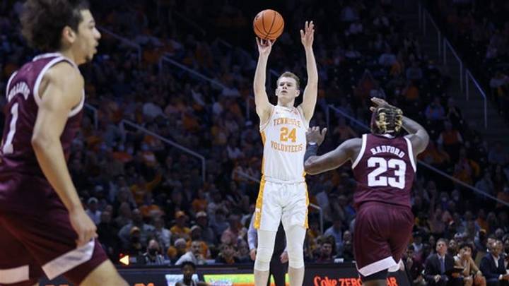 Watch: Vols Guard Justin Powell Talks Performance Against Texas A&M, Guarding Zakai Zeigler and More