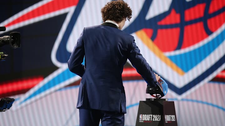 Clippers Trade Casts Gloomy Forecast in Thunder's Draft Capital