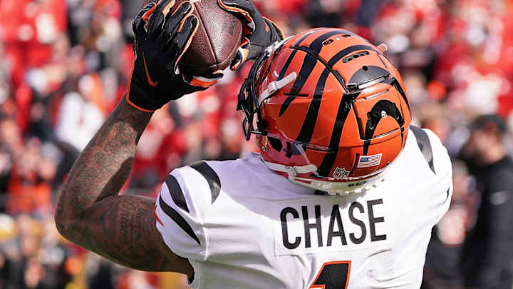 Latest News Surrounding Star Studded LSU Tigers in Super Bowl 56