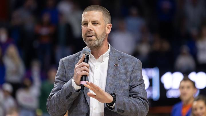 Transfer Portal Adds New Wrinkle in Recruiting for Gators, CFB Transfer Portal Adds New Wrinkle in Recruiting for Gators, CFB