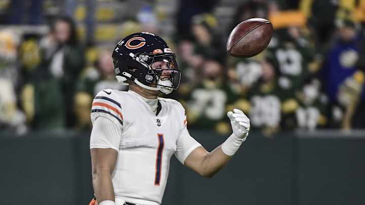 Fit for Justin Fields in New Bears Attack Fit for Justin Fields in New Bears Attack