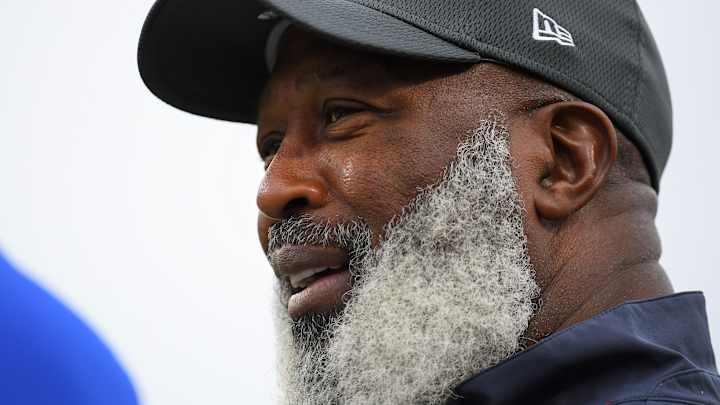 Texans Official: Lovie Smith is New Coach