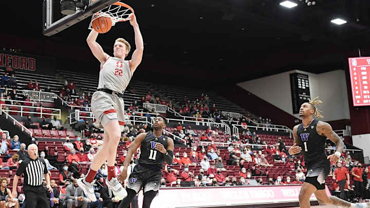 Huskies Suffer Sunday Letdown Once More, Fall to Stanford