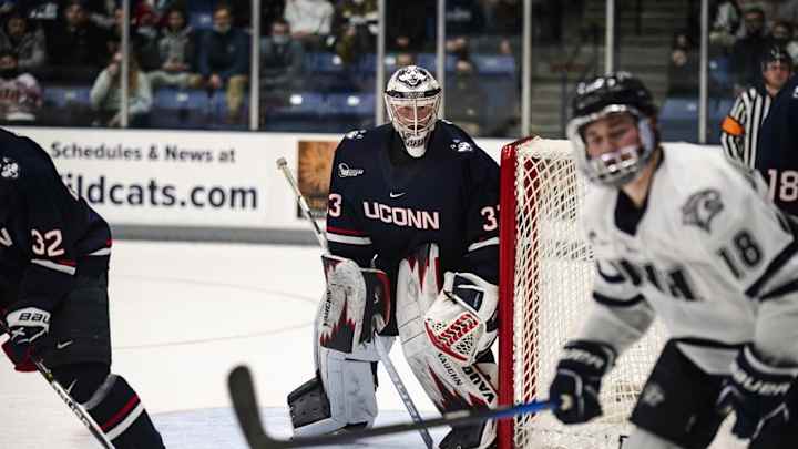 Hockey: Huskies Win Series With UNH Hockey: Huskies Win Series With UNH