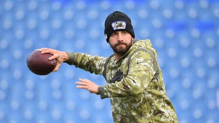 Bills Lose Davis Webb to Giants; Will Have to Start Over Again at Backup QB Bills Lose Davis Webb to Giants; Will Have to Start Over Again at Backup QB