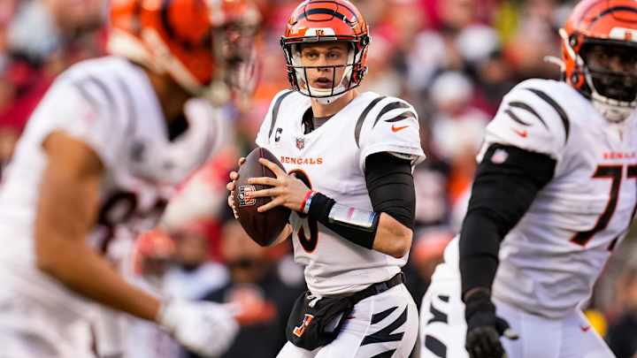 Andrew Whitworth Mentored Joe Burrow During Rehab Process Last Year in Los Angeles