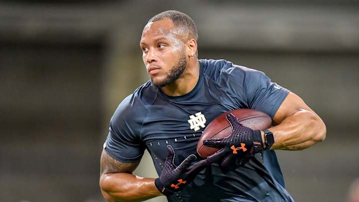 Packers Add Former Draft Pick Alize Mack to Uncertain Tight End Corps