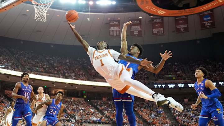 Texas Longhorns outlast Kansas Jayhawks 79-76 Texas Longhorns outlast Kansas Jayhawks 79-76