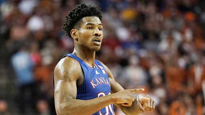 Bracket Watch: Kansas Makes a Move, Duke Squanders an Opportunity Bracket Watch: Kansas Makes a Move, Duke Squanders an Opportunity