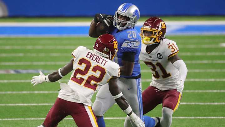 Washington Safety Deshazor Everett Turns Himself in After Warrant for Involuntary Manslaughter