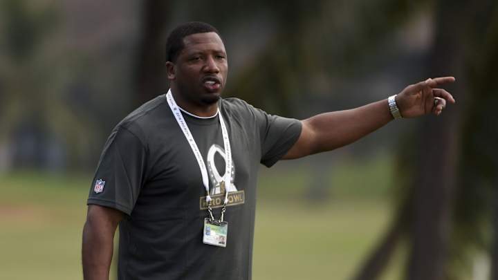 Jason Simmons Leaves Panthers for Job with Raiders