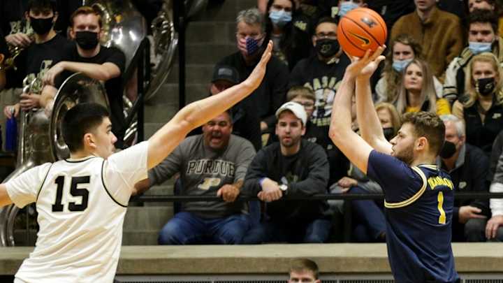 Zach Edey's Week of 'Big Man Battles' Continues Thursday Night at Michigan