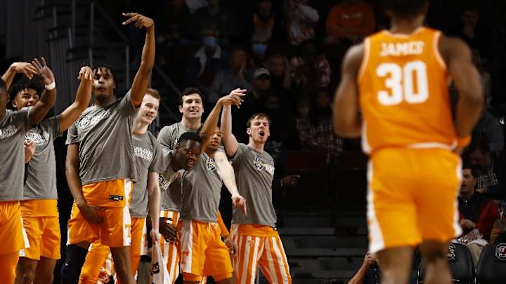 Vols and Lady Vols Fall in Latest Top 25 Rankings