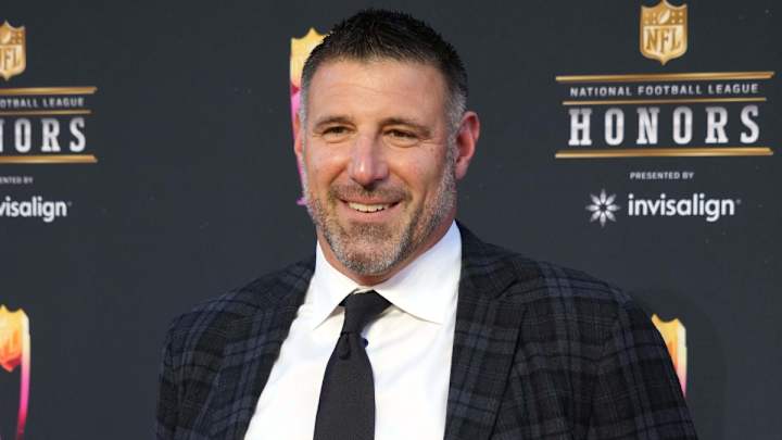 Vrabel Named NFL Coach of the Year