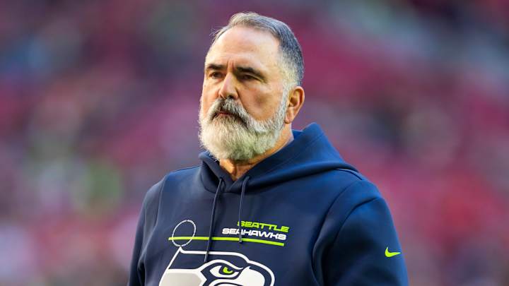 Report: Seahawks Firing Offensive Line Coach Mike Solari, Promoting Andy Dickerson