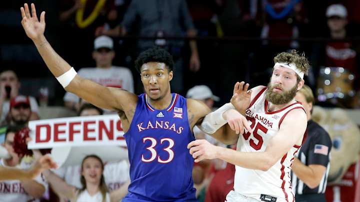 Oklahoma Sooners at Kansas Jayhawks: Game Predictions