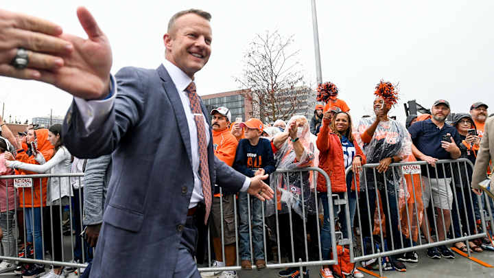 Auburn football is expected to host five stars James Smith and Qua Russaw this month