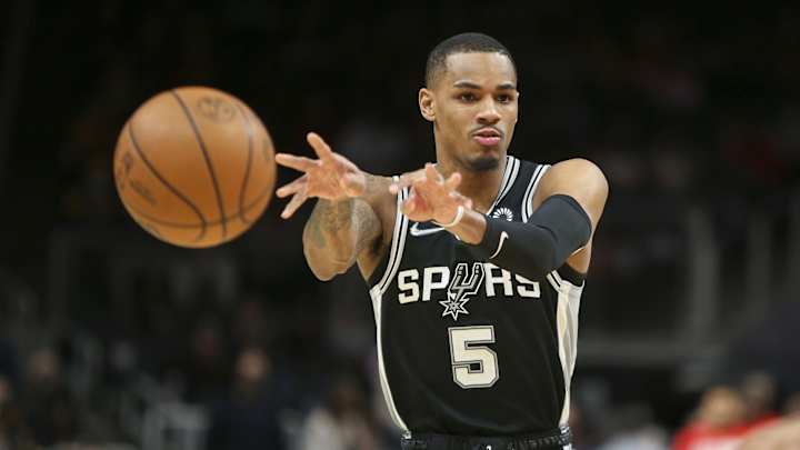 Murray Keeps His Triple-Double Magic Going with Spurs Record No. 15
