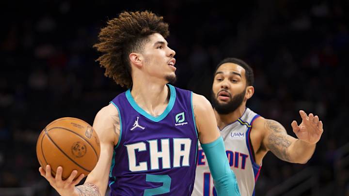 OFFICIAL: Hornets Announce Starting 5 vs Grizzlies