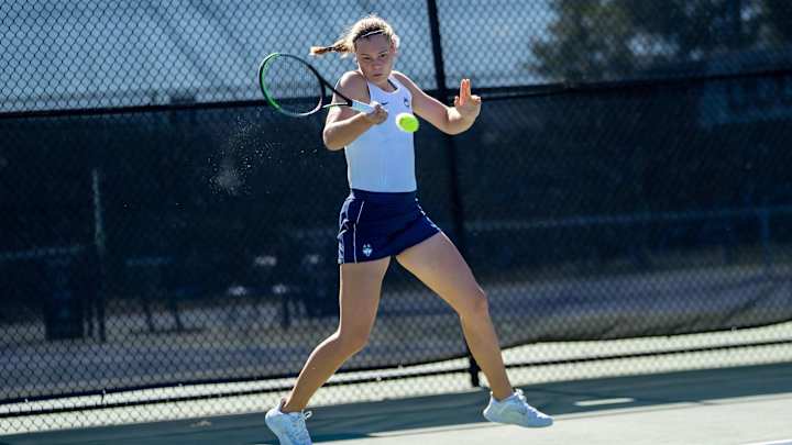 Tennis: Huskies Lose 4-3 To Drexel
